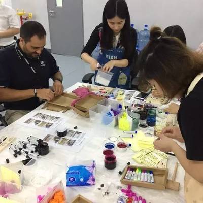 多彩未來(lái)，卡特彼勒與你共同繪制——探索企業(yè)社會(huì)責(zé)任中的教育投資新藍(lán)圖